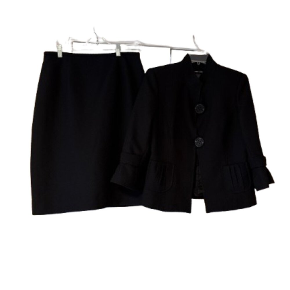 Ainsley & Aidan Black Two Piece Suit - Size 10